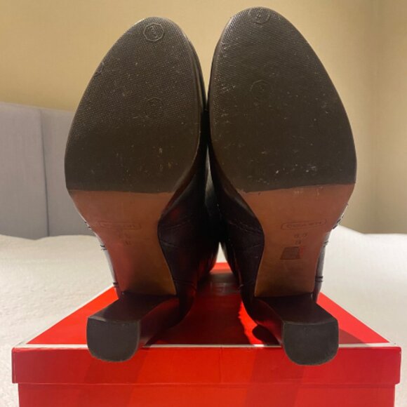COACH Ambar Vintage Leather Tall Black Boots Like-New Condition | Size 6.5 - Picture 12 of 16